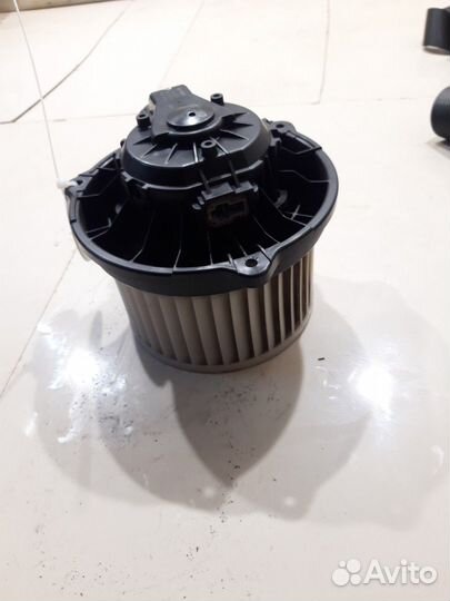 Моторчик отопителя (печки) (Hyundai Sonata)