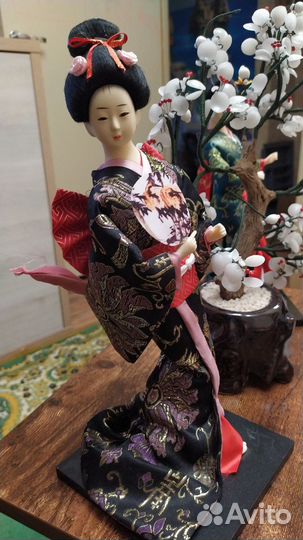 Японская кукла