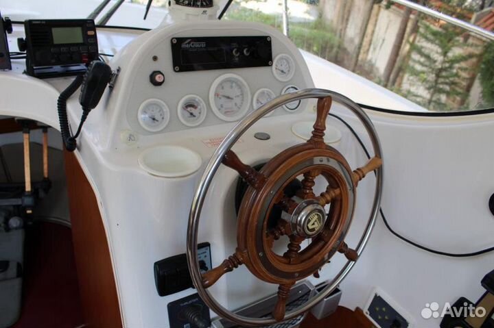Катер - Arvor 250 AS