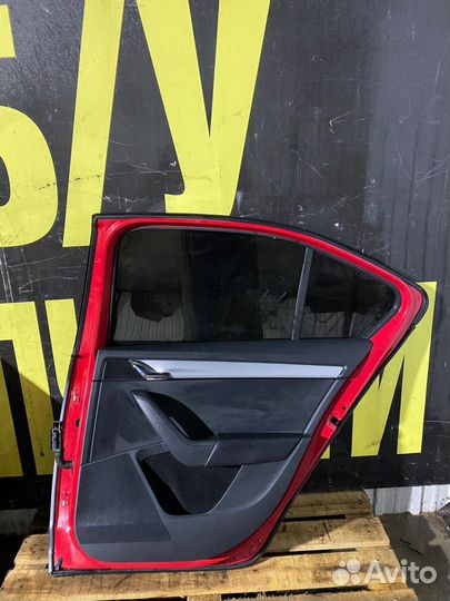 Дверь Шкода Октавия A7 задняя правая