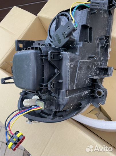 Фары Мерседес W163 с светодидными ходовыми огнями