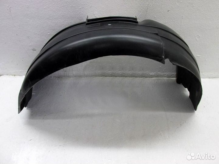 Подкрылок передний правый Рено Логан Ларгус 05-14