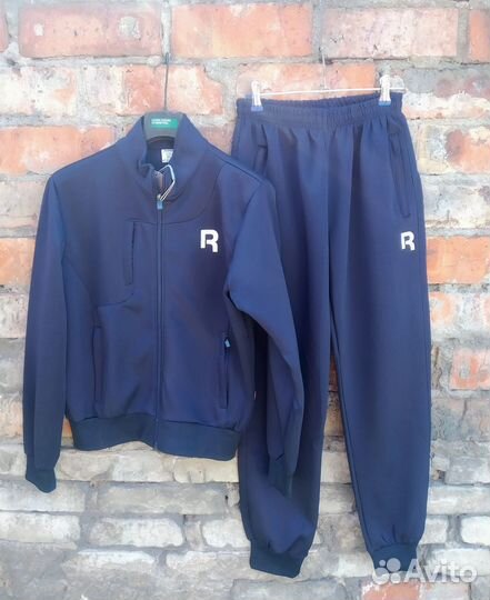 Спортивный костюм для мальчика 140