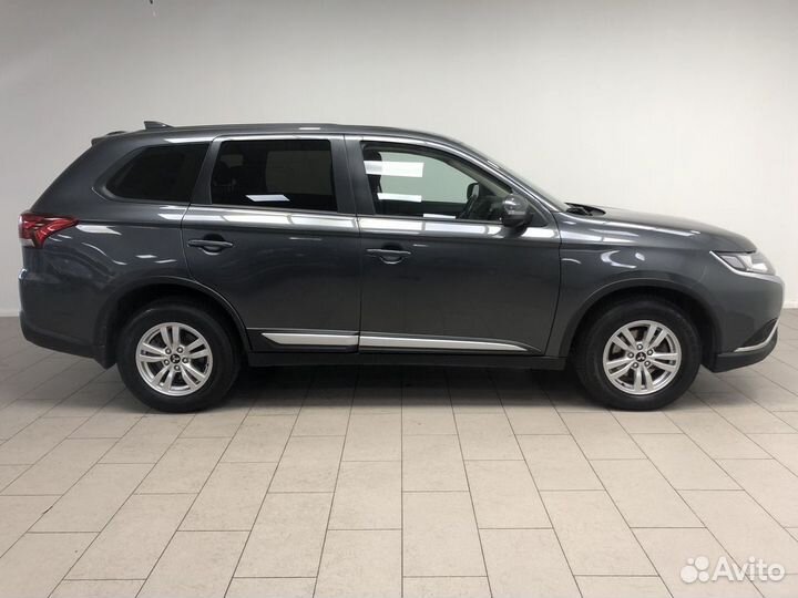 Mitsubishi Outlander 2.0 CVT, 2019, 89 895 км