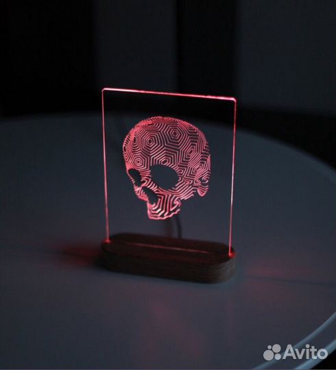 Ночник череп