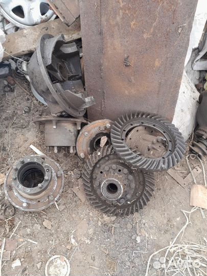 Продам на запчасти редуктор газ