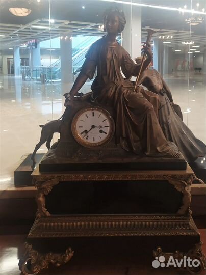 Часы каминные антикварные бронза