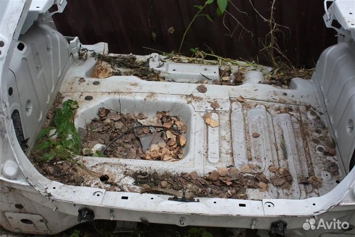 Панель задняя Peugeot-Citroen DS5