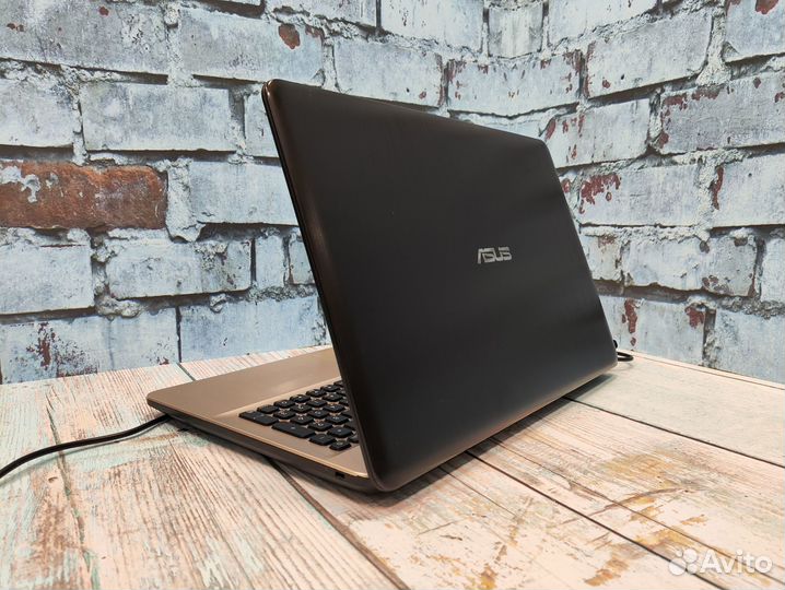 Отличный ноутбук Asus intel/4Gb/500Gb/HD