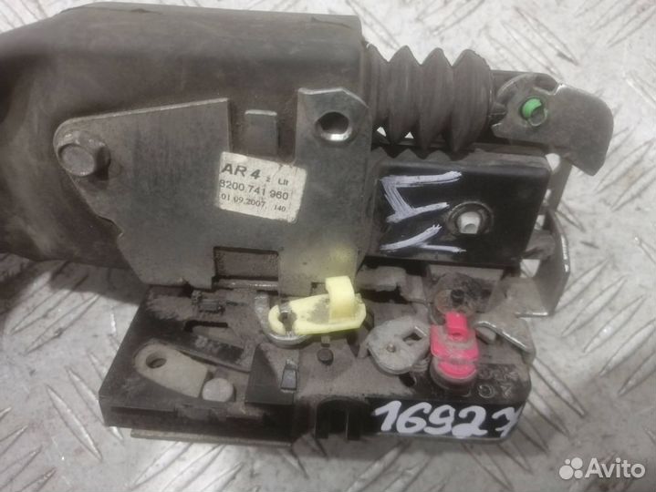 Замок передней левой двери Renault Logan 1