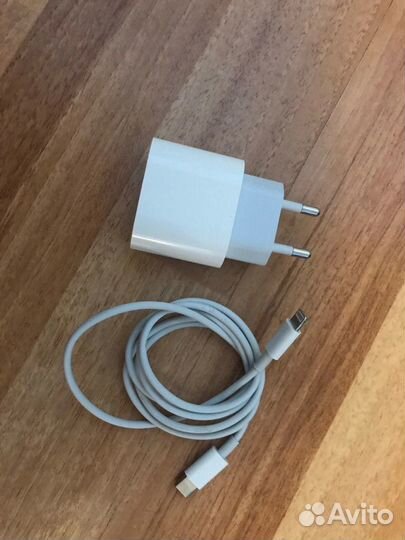 Зарядка на iPhone 20w оригинал