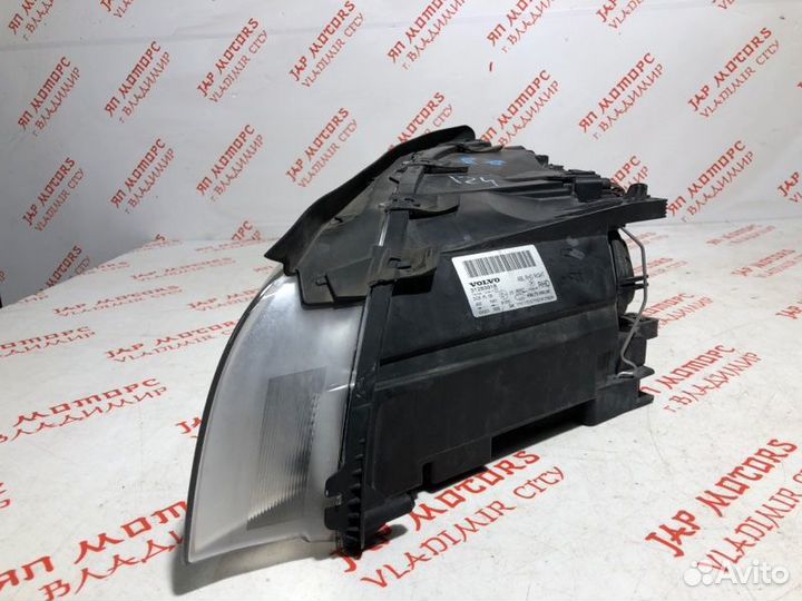 Фара ксеноновая правая Volvo S80 седан B4164T 2009