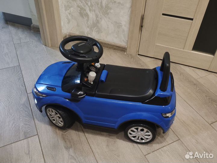 Машинка каталка толокар