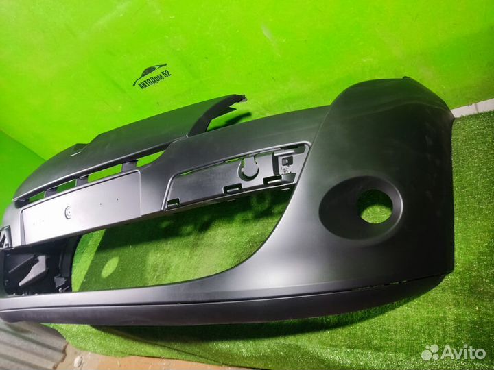 Бампер передний Renault Megane 3 08-12