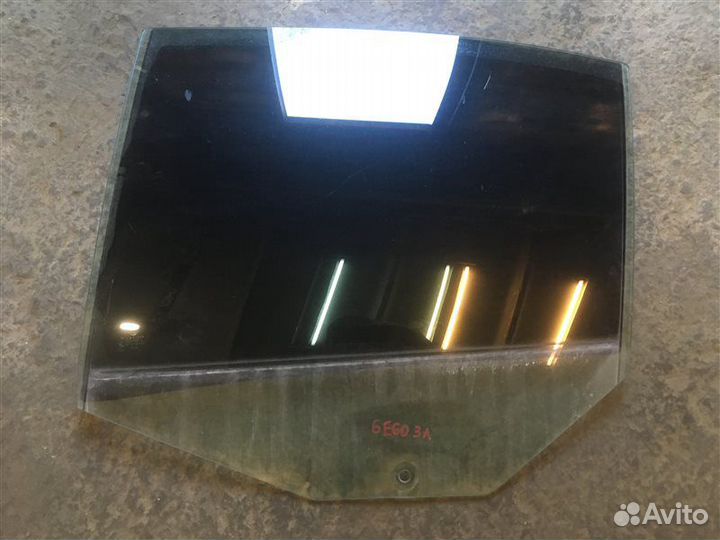 Стекло двери заднее левое Bmw 5-Series (E 60) E60