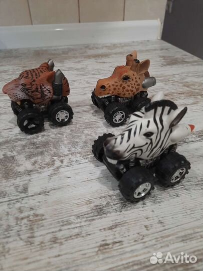 Набор машинок зоо
