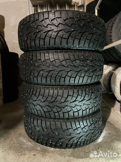 Zmax Winternova Stud I 195/60 R15 92T