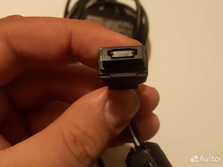 Sony Адаптер блок питания 4.2V, 1.5A (AC-LM5A)