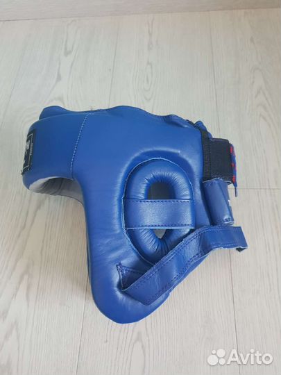 Боксерский шлем