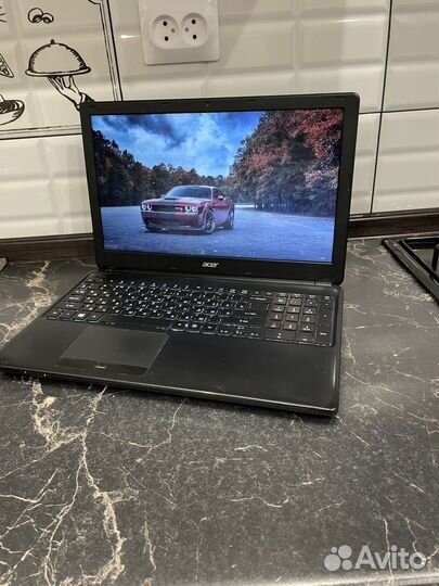 Тоненький ноутбук с подсветкой клавы