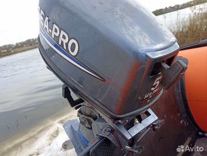 Надувная лодка