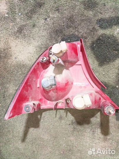 Фонарь правый Ford Focus 1 MK1 zetec