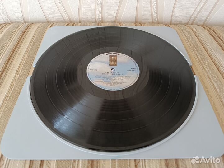 Eagles – One Of These Nights (оригинальный винил)