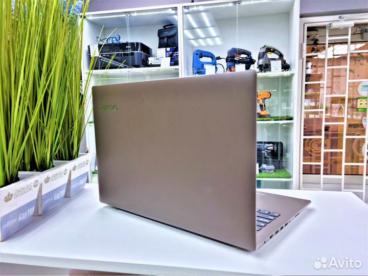 Ноутбук для работы учебы Lenovo ideapad б/у