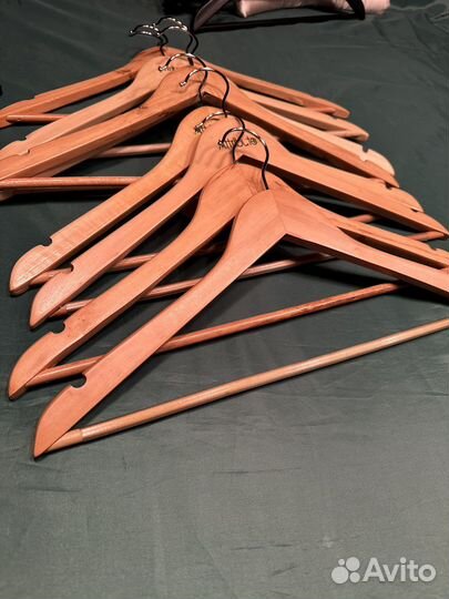 Вешалки плечики