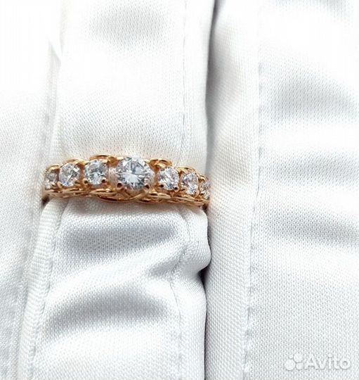 Золотое кольцо с камнем 16,5р