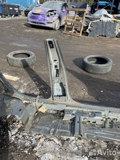 Стойка кузова центральная левая Volkswagen Jetta 7