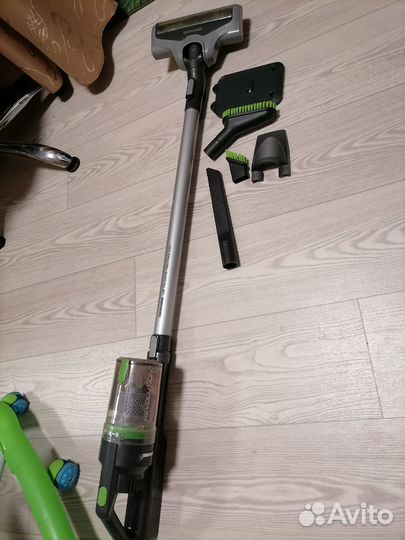 Беспроводной пылесос редмонд