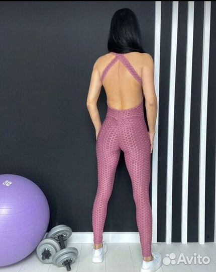 Комбинезон женский спортивный новый