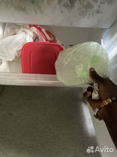 Холодильник новый