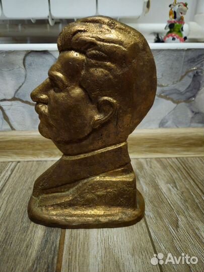Бюст сталина бронза