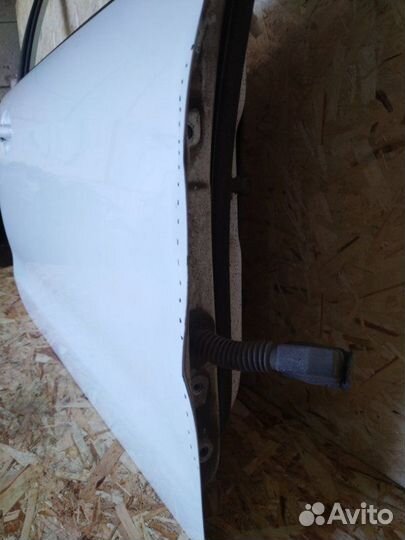 Дверь передняя правая Kia Rio QB G4FC 2013