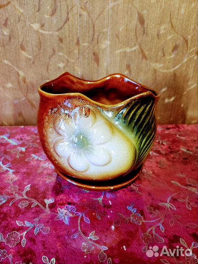 Керамические горшки для цветов