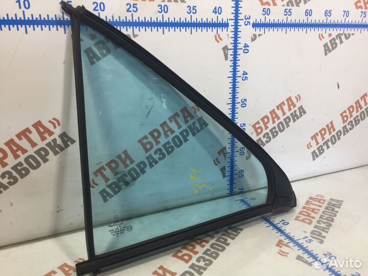 Мерседес E-Класс Форточка двери задней правой AS2