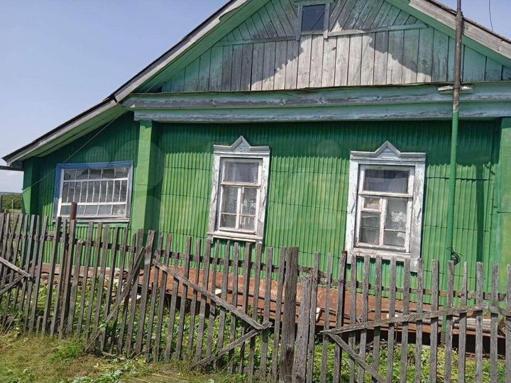 Дом 50 м² на участке 32 сот.