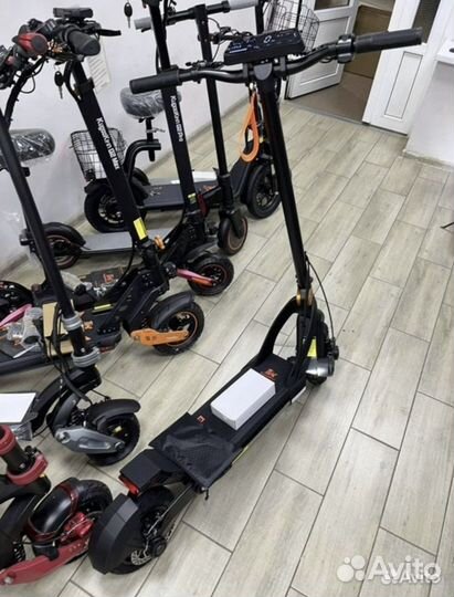 Электросамокат Kugoo G3