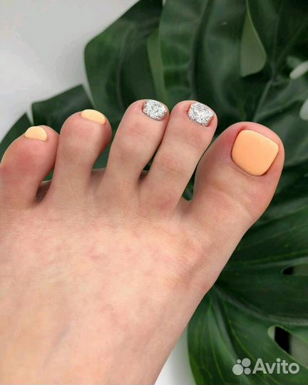 Маникюр/педикюр