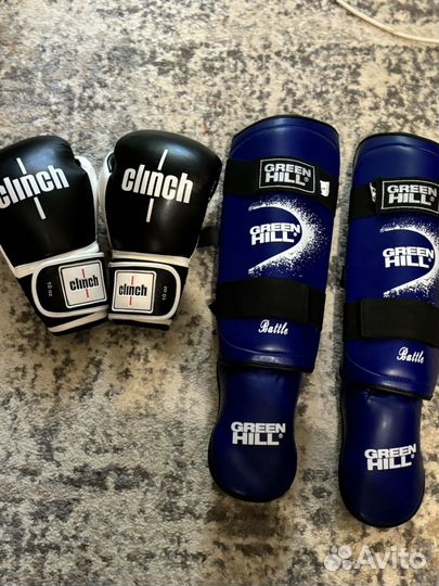 Боксерские перчатки