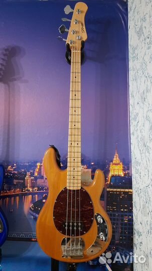 Бас-гитара Stagg MB300