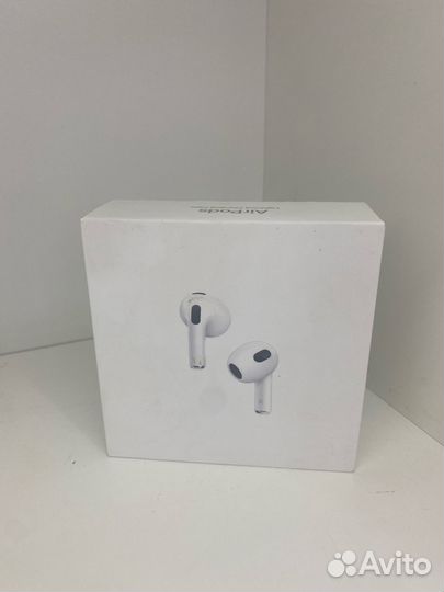 Наушники Apple AirPods 3 Lightning Charging Case