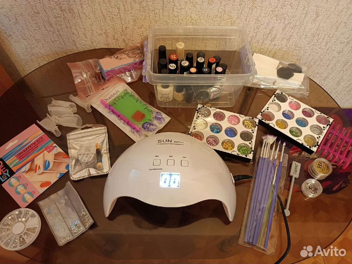 Лампа для маникюра и педикюра