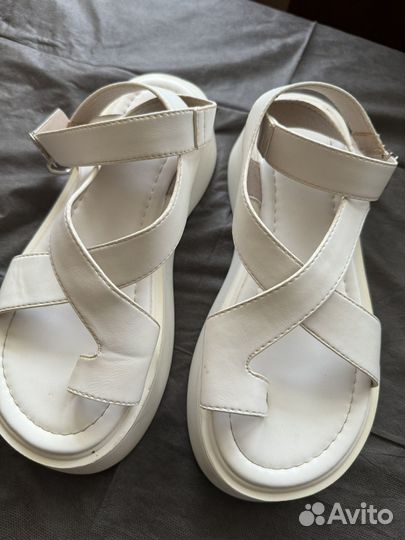 Сандалии женские 36 размер