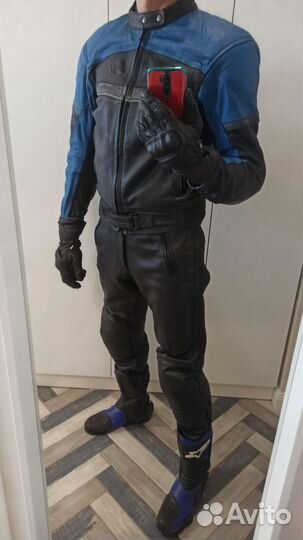Мотокуртка кожаная мужская 50