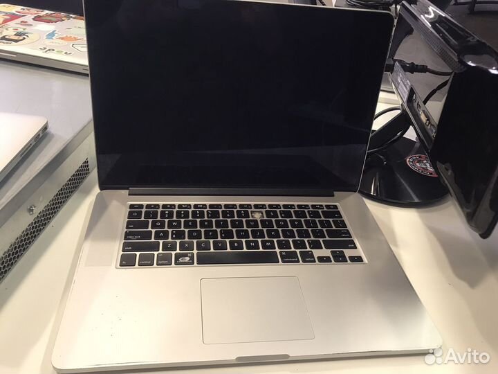 Ноутбук Apple MacBook Pro на запчасти