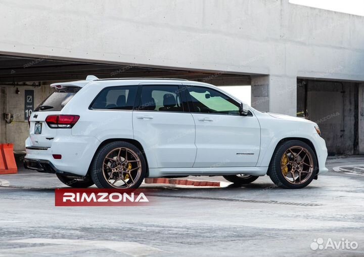 Кованые диски R22 на Jeep Grand Cherokee