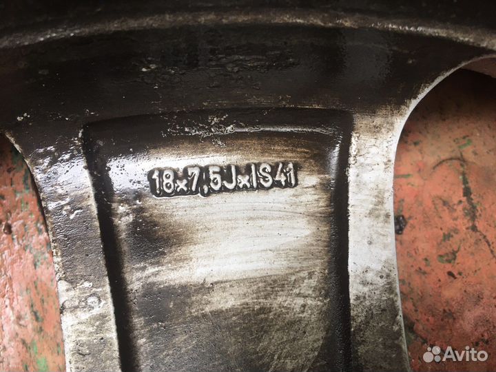 Комплект колес 235 50 R18